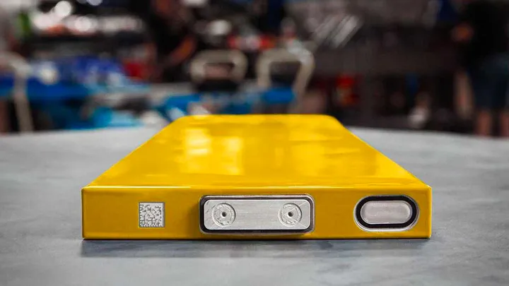 A Gemini Dual Layer Battery